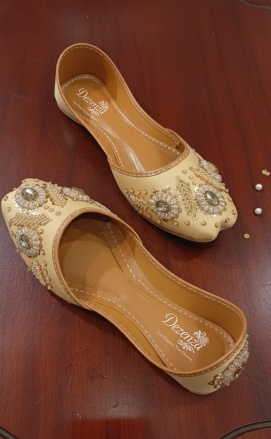 Dez - Light Gold  M-125