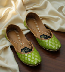 Leather Khussa - Parrot Green