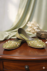 Dez-emerald-102